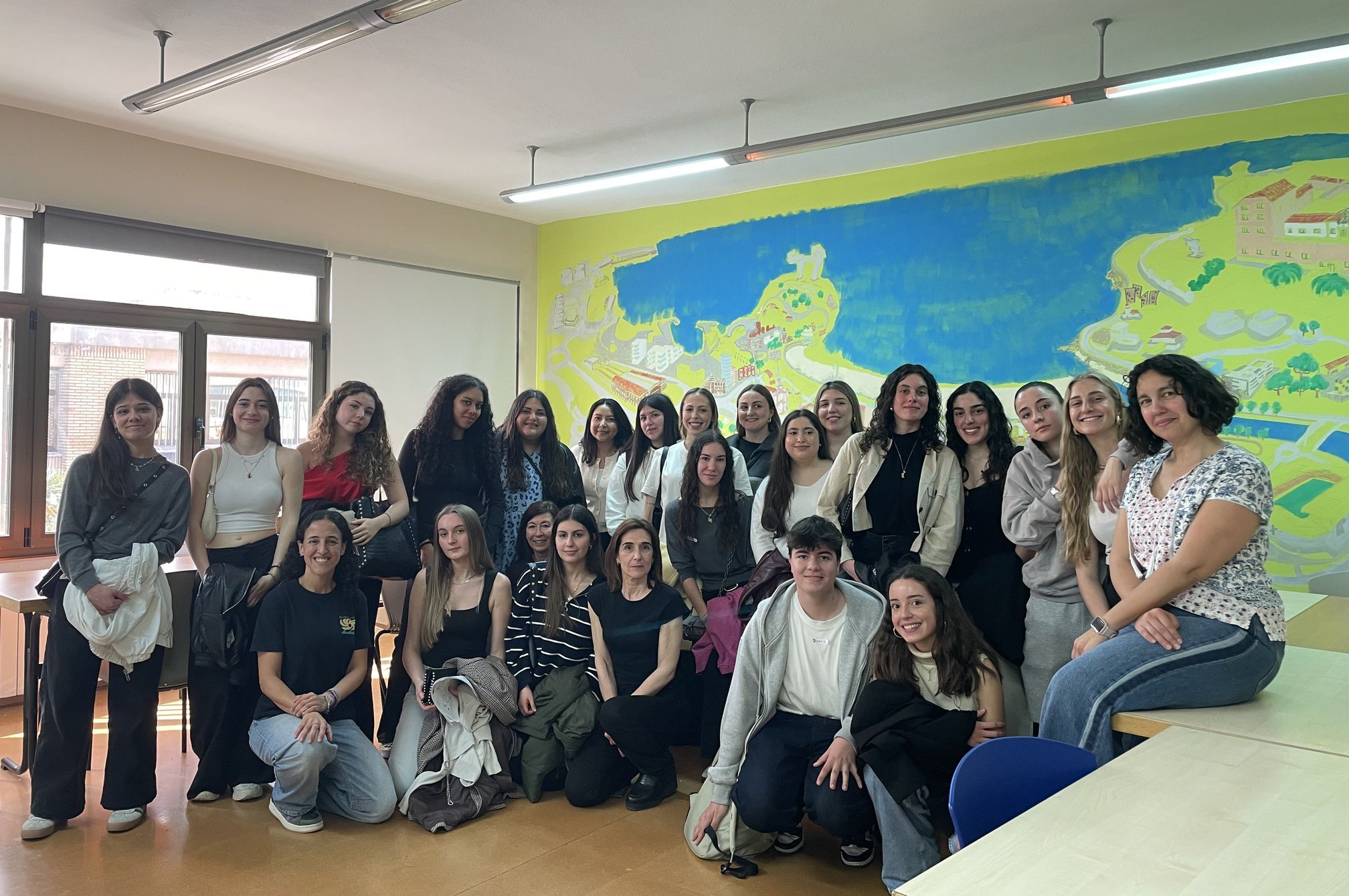 CIFP CERDEÑO: TALLER PROMOCION DE L SALUD EN EL SANATORIO MARITIMO DE GIJON